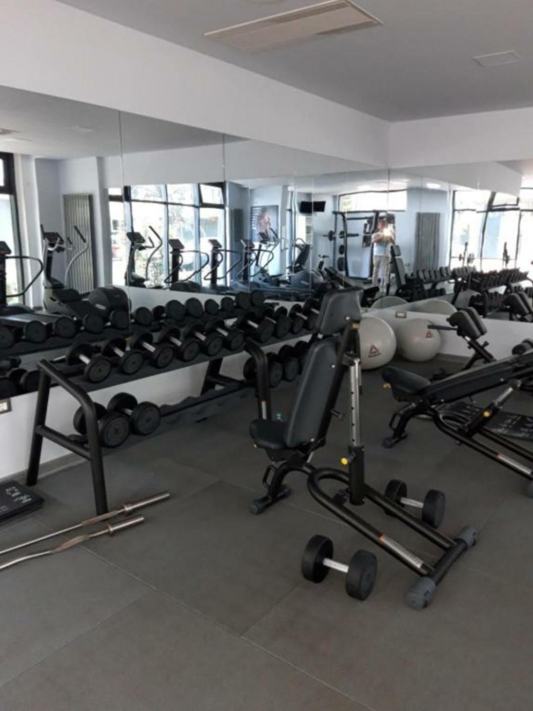 Alezzi Luxury Apartment Spa Resort Piscina Incalzita Sauna Parking 那沃达利 外观 照片