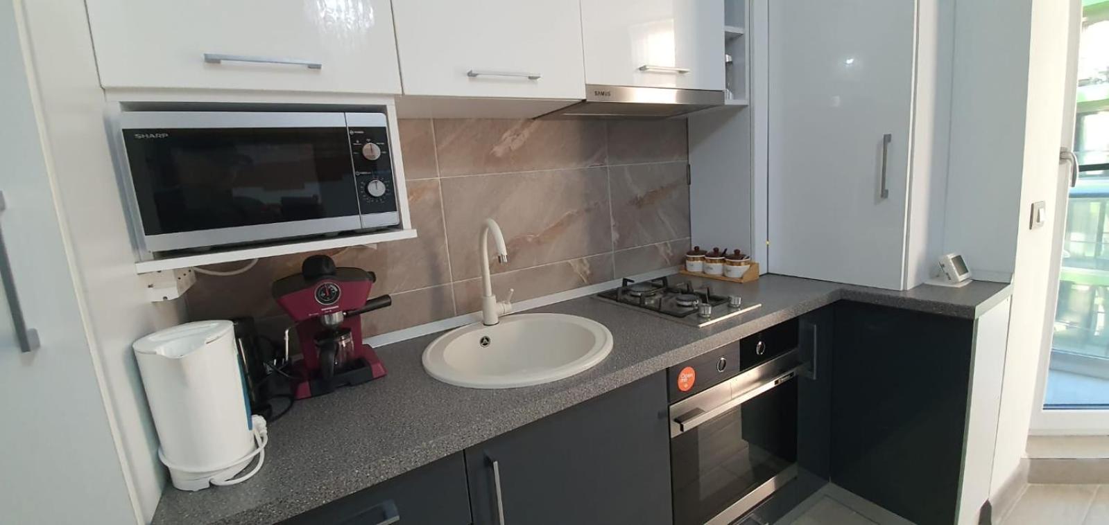 Alezzi Luxury Apartment Spa Resort Piscina Incalzita Sauna Parking 那沃达利 外观 照片